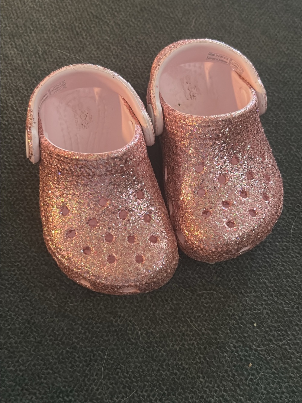 CROCS Kids Glitter Clogs in Pink